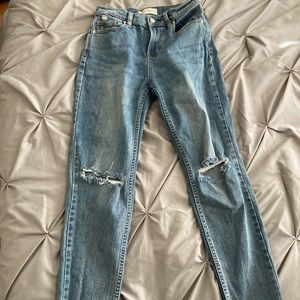 PacSun destress jeans. Size 25